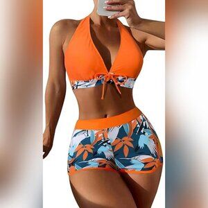 NWOT SEAUR 2 Piece Halter V Neck with Floral Boyshorts Swimsuit, Medium (6-8)
